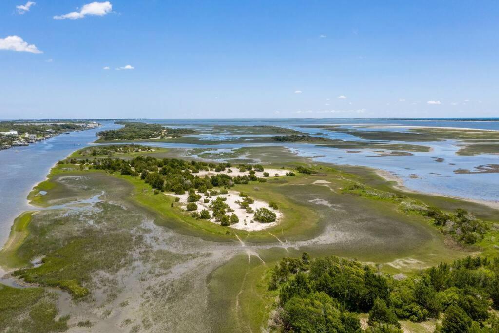 Beau Coast Getaway Villa Beaufort Exterior photo