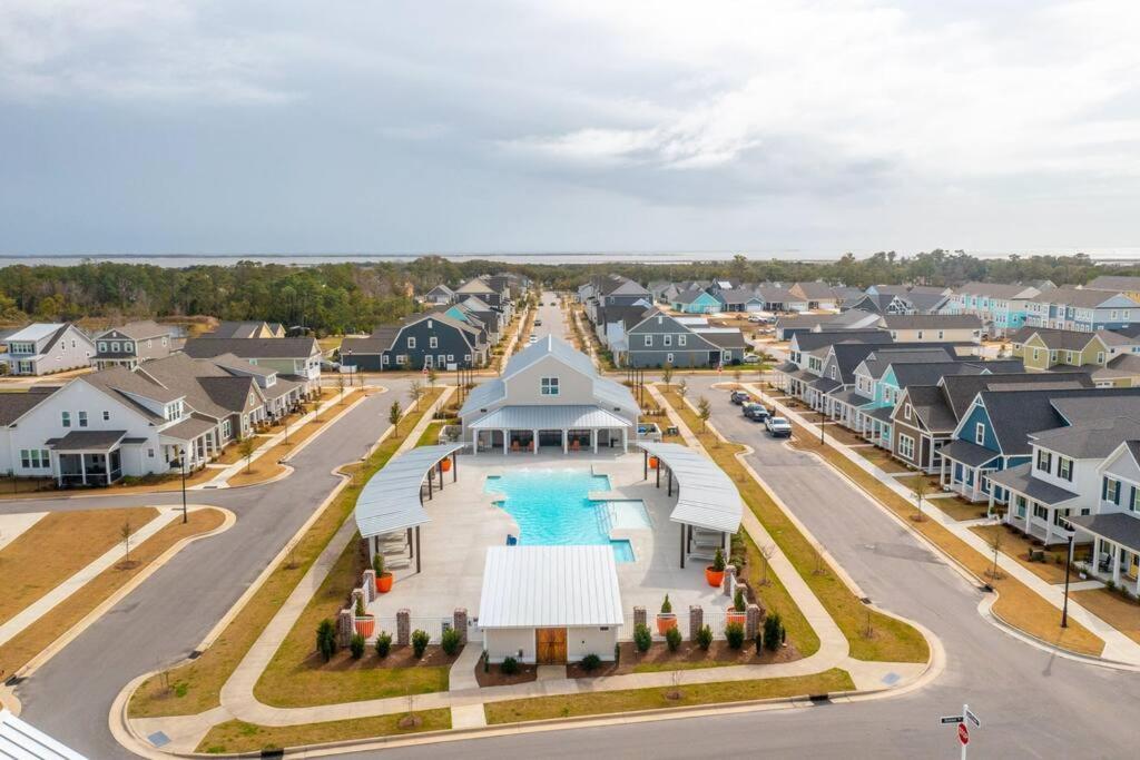 Beau Coast Getaway Villa Beaufort Exterior photo